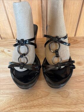 Colin Stuart Strappy Slides